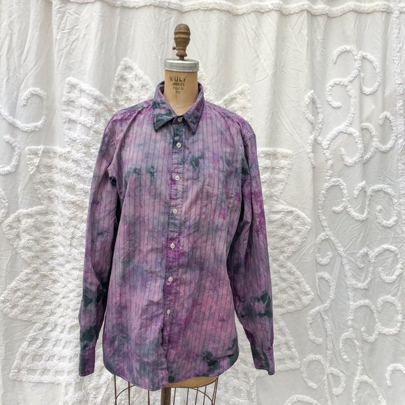 SOLD Tie dyed button up soft cotton purple shirt - Picture 2 of 8